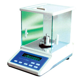 电子分析天平